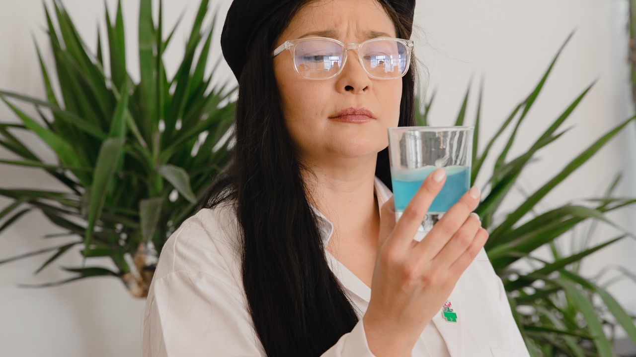 The Mouthwash Formats Beyond the Standard Bottle: Strips, Tablets, Sachets